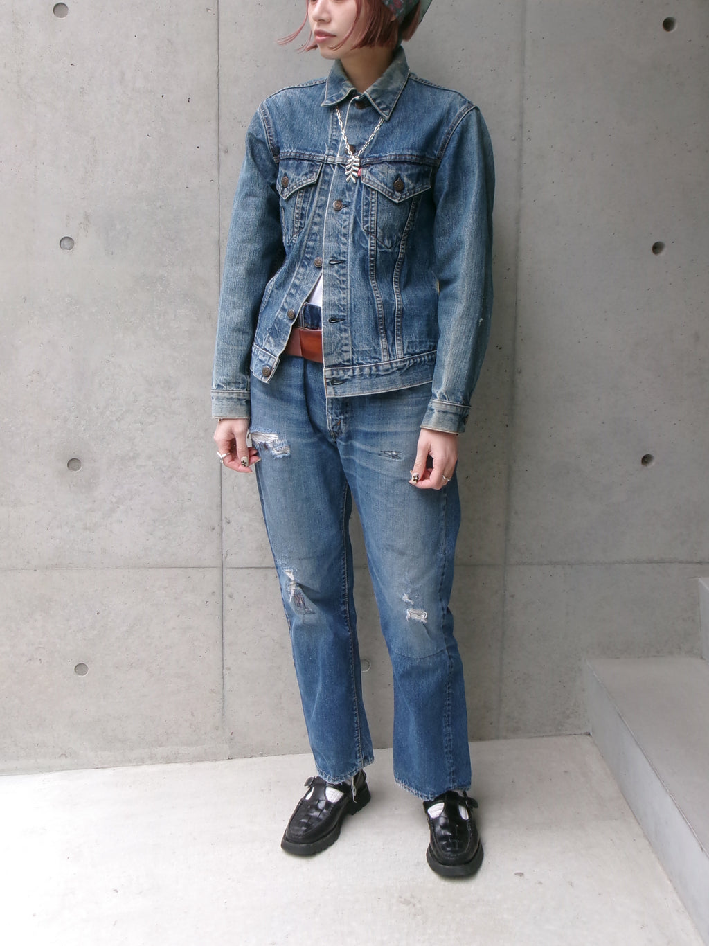 70s Levis 70505 flower embroidery denim  jacket