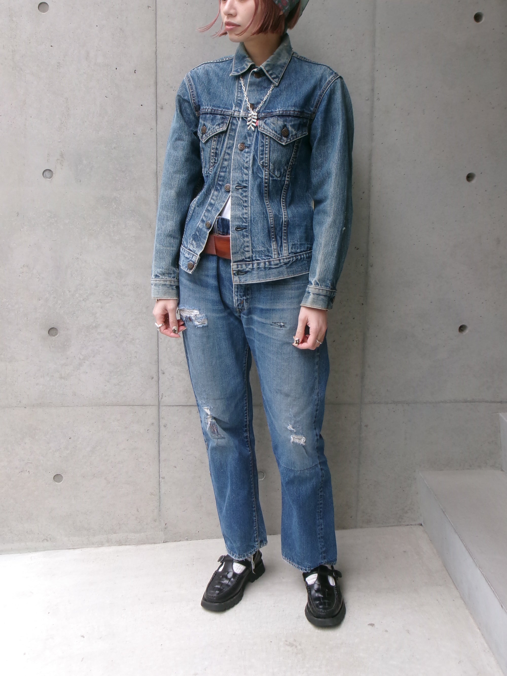 70s Levis 70505 flower embroidery denim  jacket