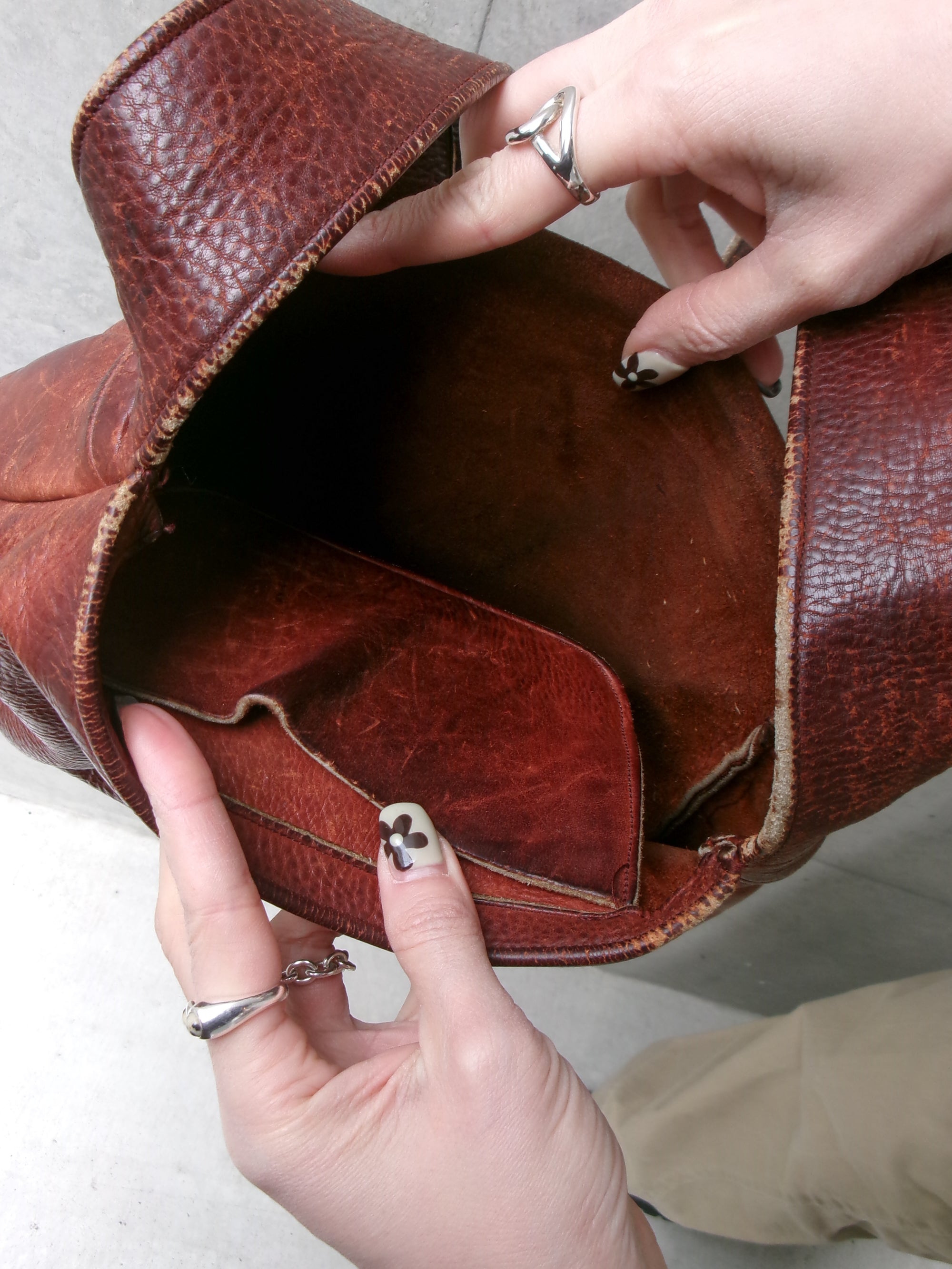 old cow leather shoulder bag