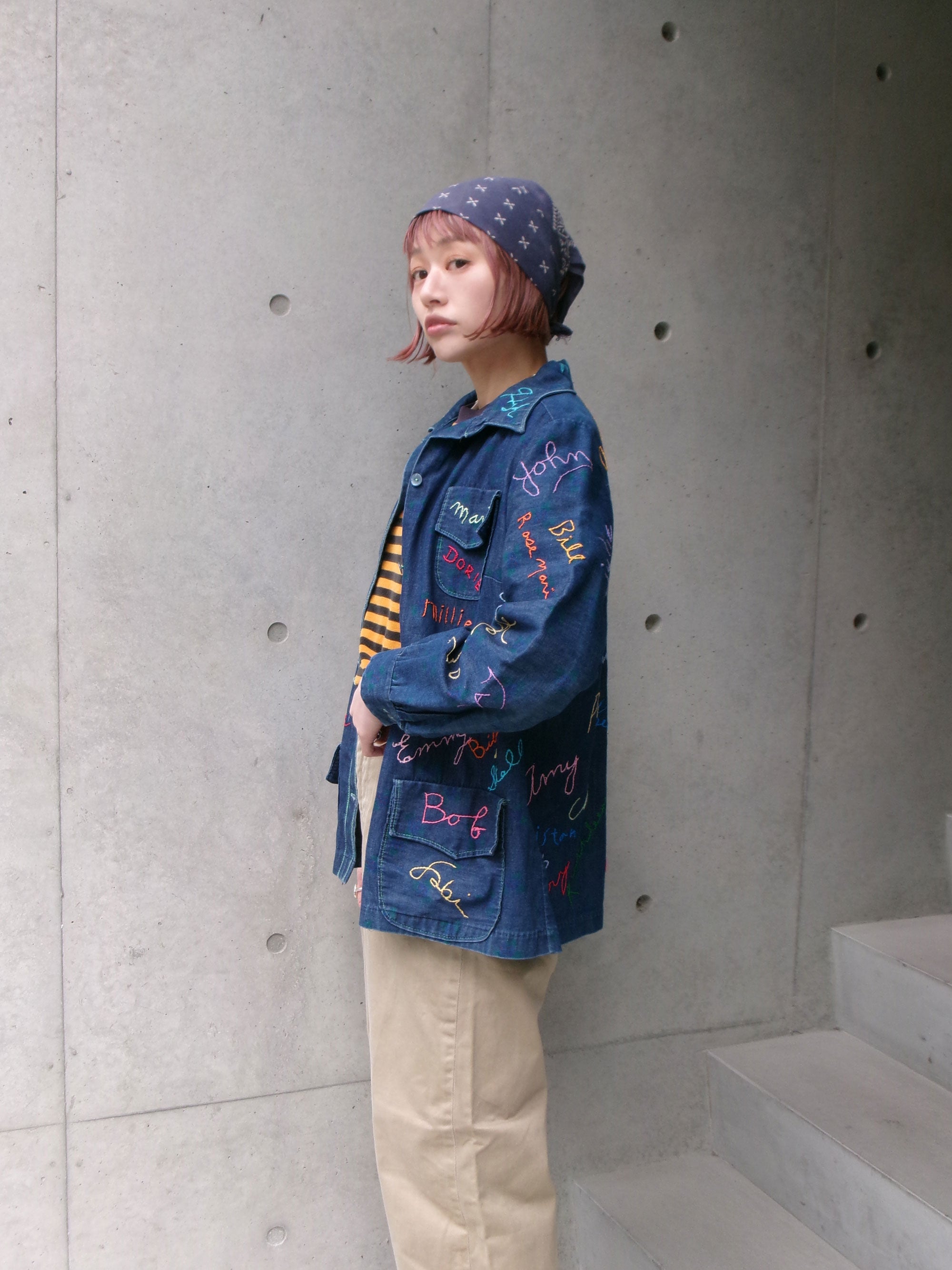 60s signature embroidery flower denim shirt