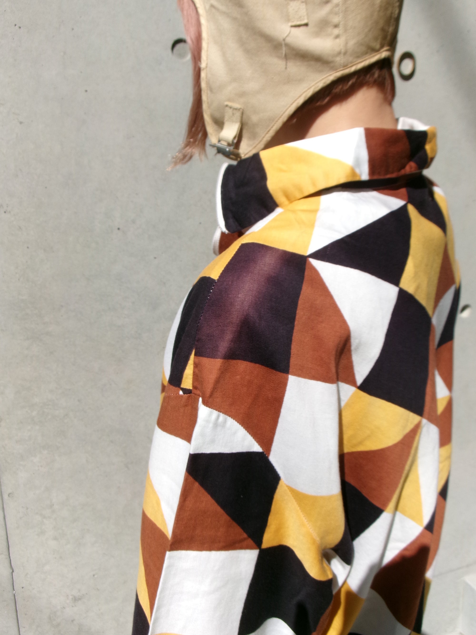 60s white stag checker pattern pull over