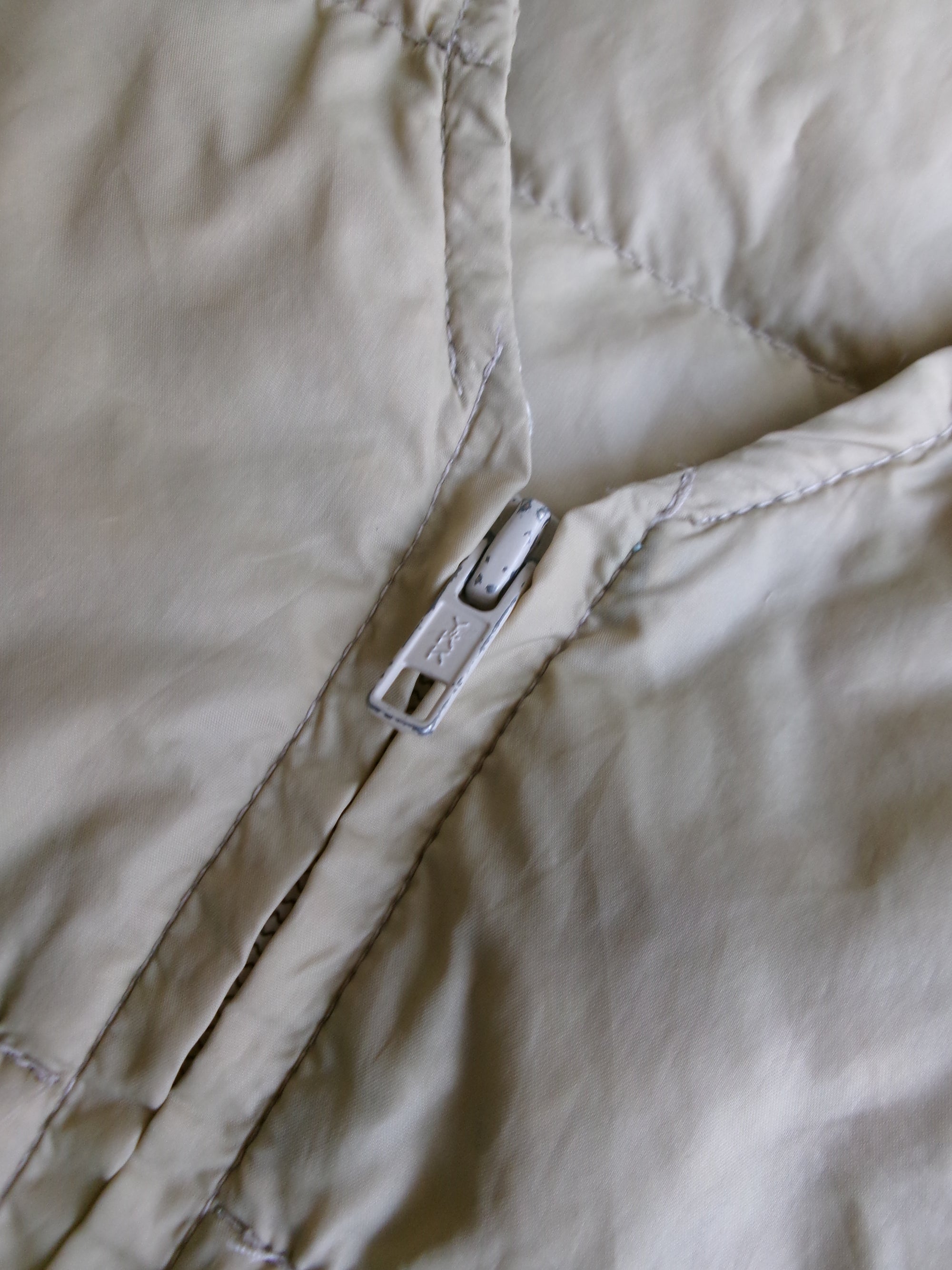 80s eddie bauer goose down vest
