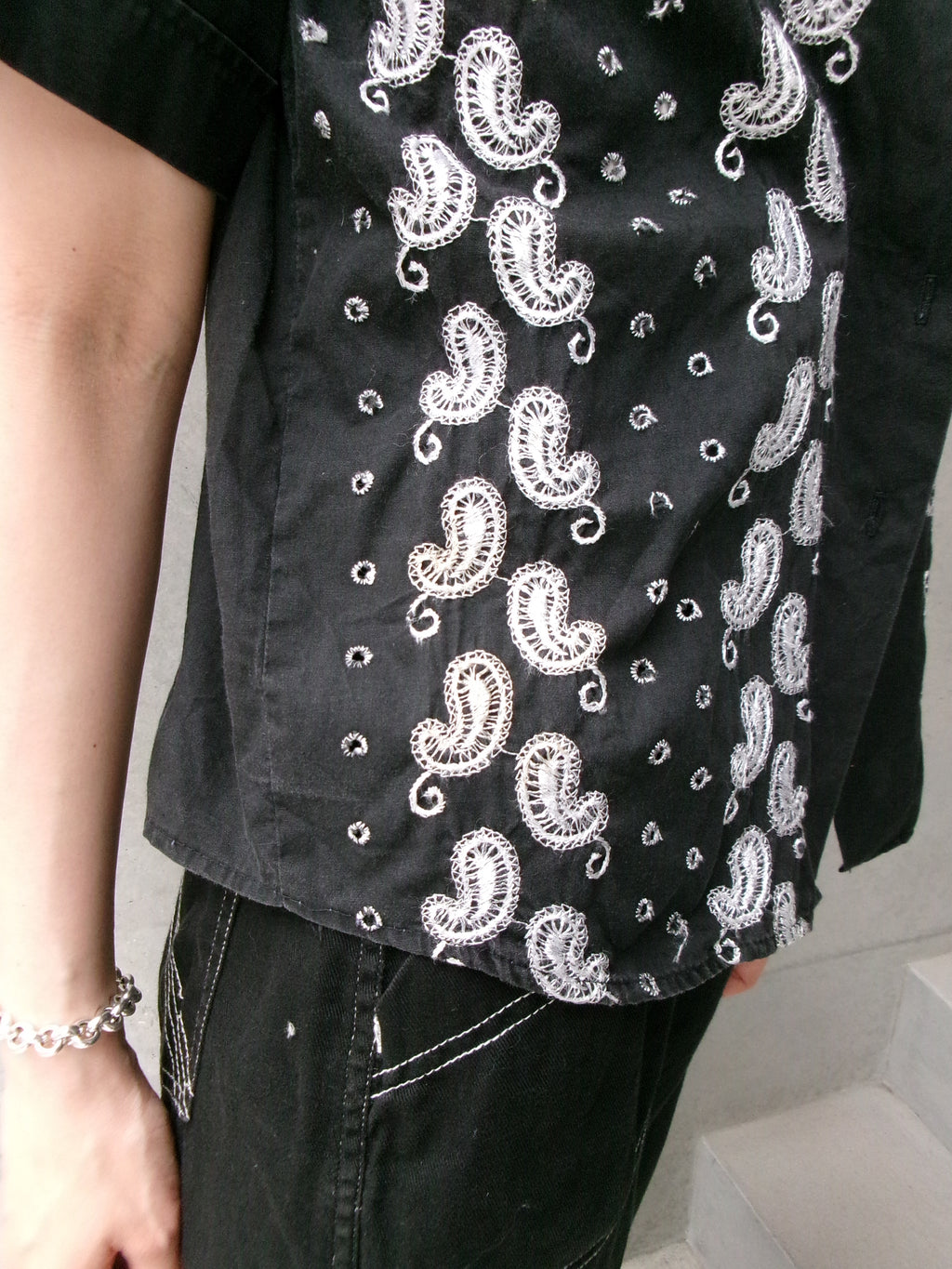 50s embroidery black paisley shirt