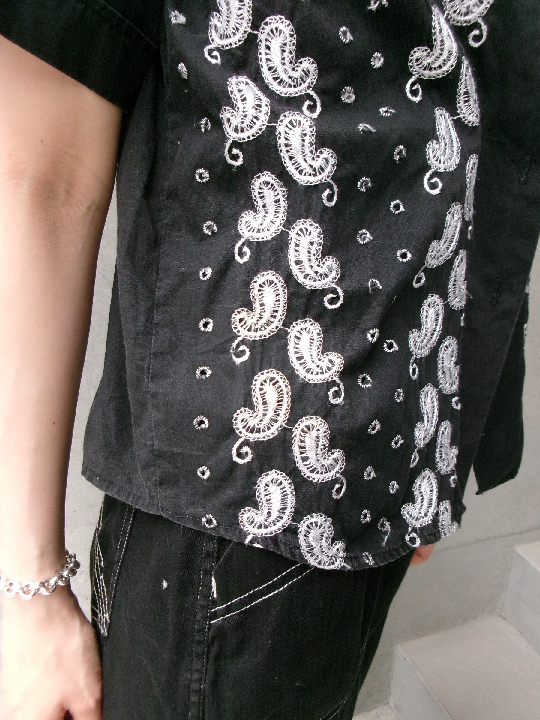 50s embroidery black paisley shirt
