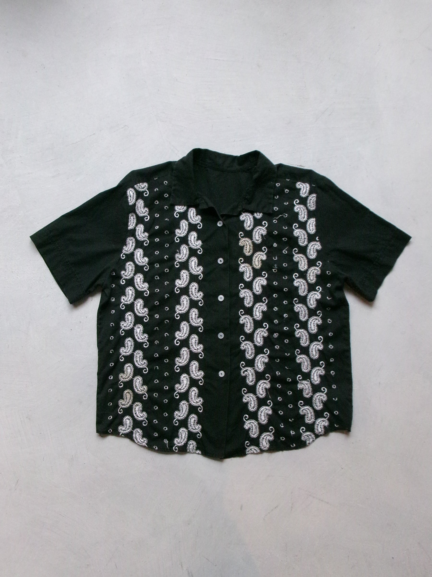50s embroidery black paisley shirt
