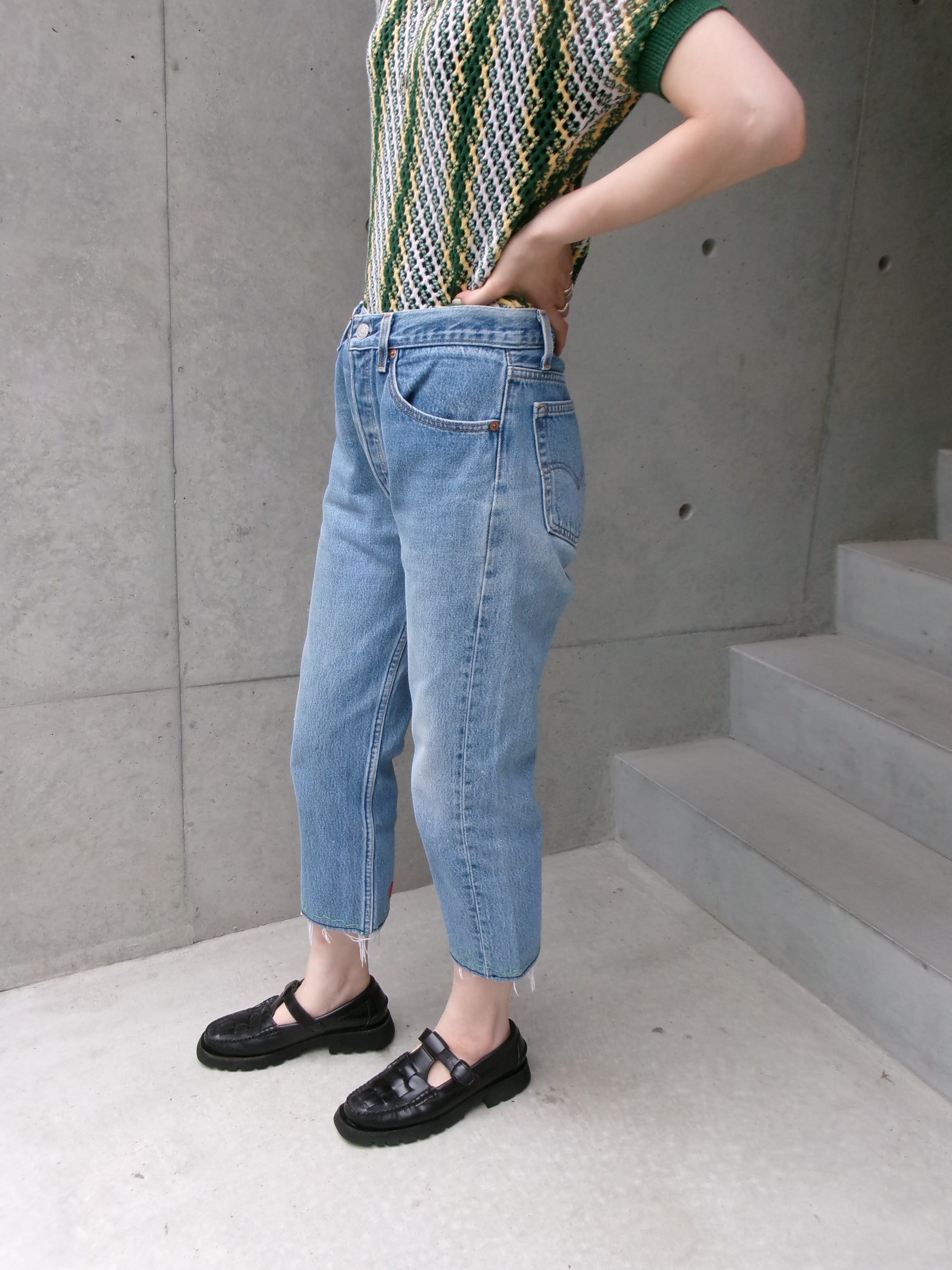 Levis 501 USA cut off embroidery denim
