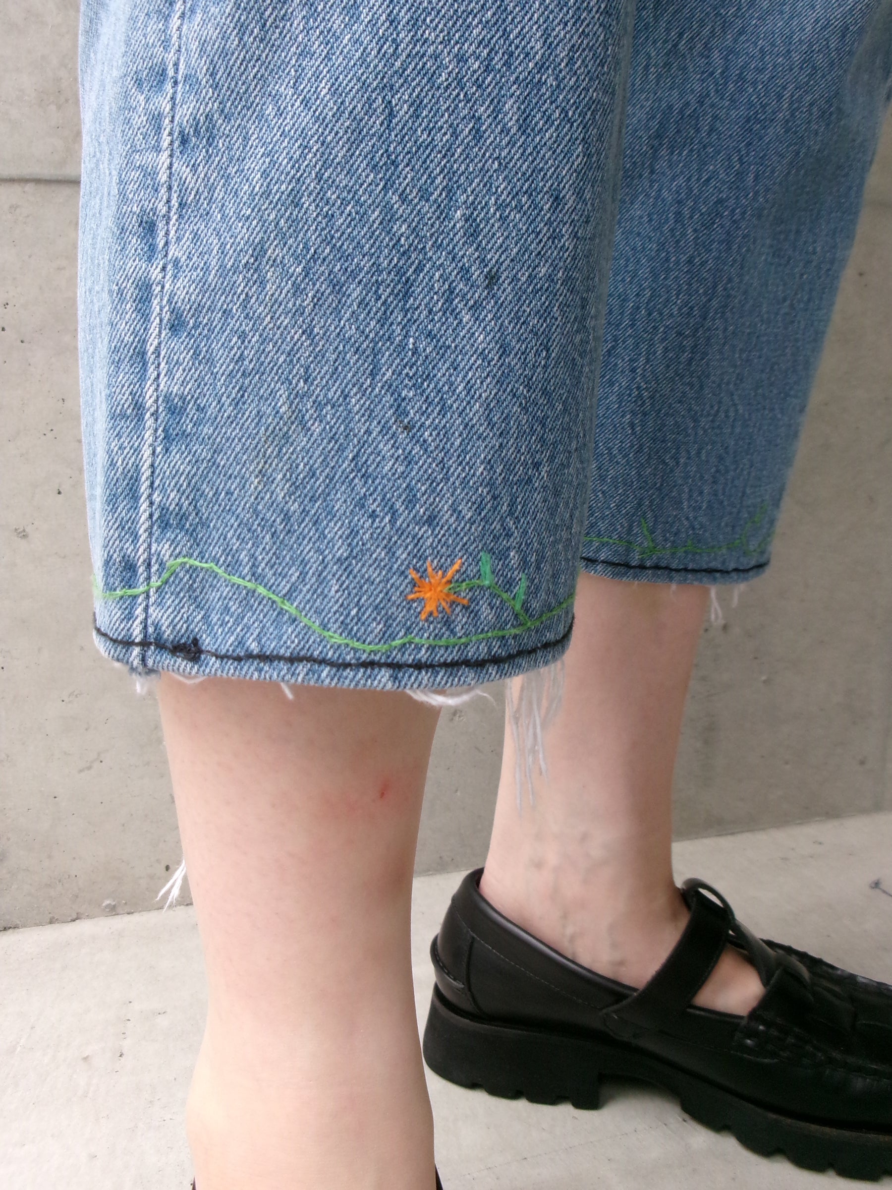 Levis 501 USA cut off embroidery denim