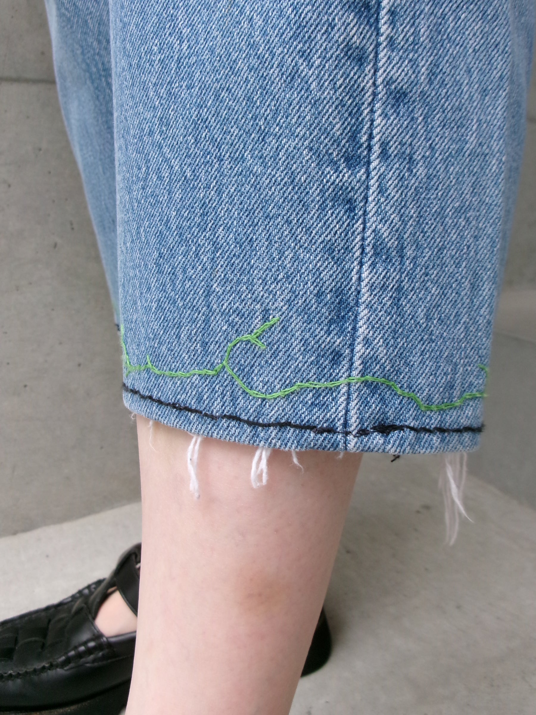Levis 501 USA cut off embroidery denim
